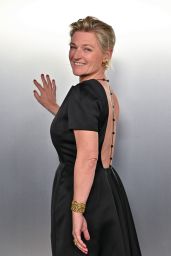 Anne Elisabeth Lemoine Lacoste Chien 51