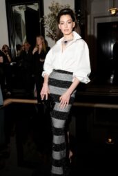 Anne Hathaway’s Striking Striped Look at the 2025 Met Gala