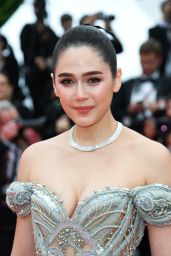 Araya Hargate Sparkles at Cannes Premiere