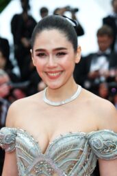 Araya Hargate Sparkles at Cannes Premiere