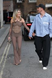 Ashley Roberts’ Elegant Dinner Date Look in London