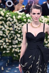 Bee Shaffer Embraces Classic Elegance at Met Gala 2025