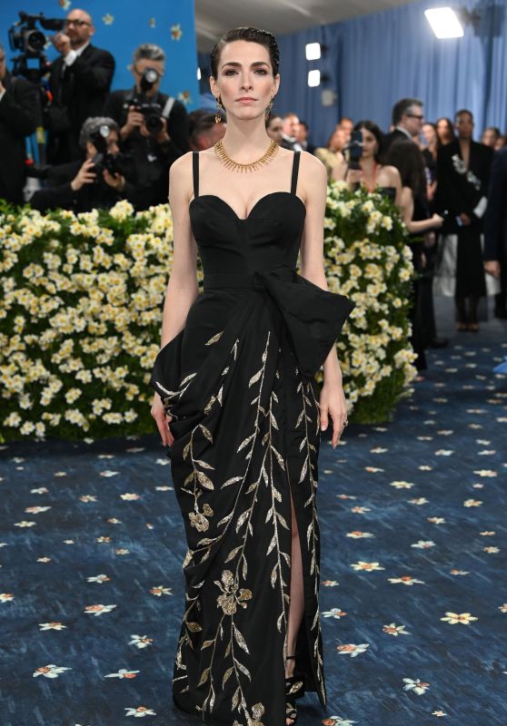 Bee Shaffer Embraces Classic Elegance at Met Gala 2025