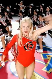 Behind the Scenes: Gwen Stefani