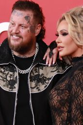 Bunnie Xo Black Lace ACM Awards 2025 Look