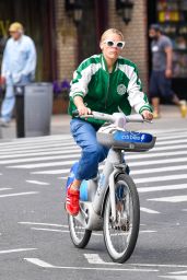 Busy Philipps Enjoys a Bike Ride in New York City