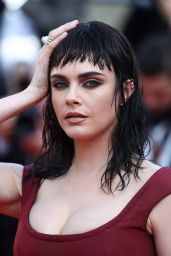Cara Delevingne debuts new look at Cannes Film Festival