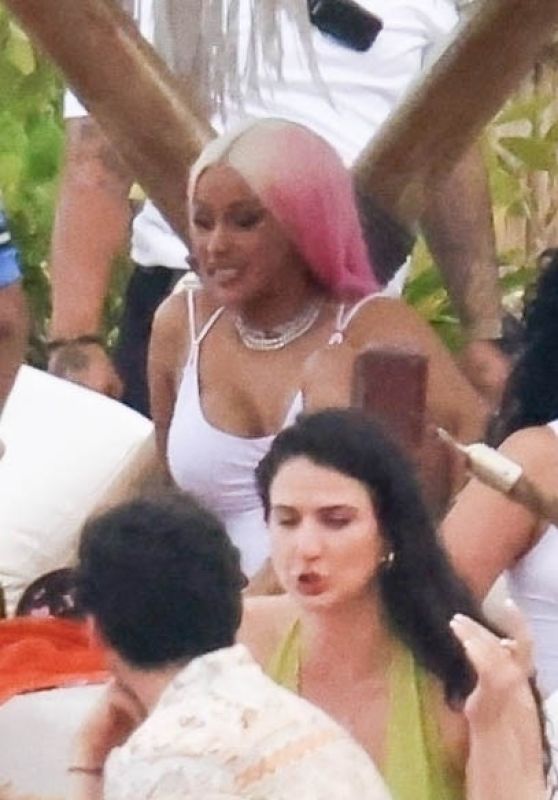 Cardi B, Stefon Diggs Miami Boat Show