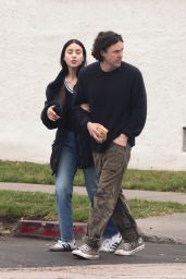 Caylee Cowan and Casey Affleck Grab Lunch in Los Angeles