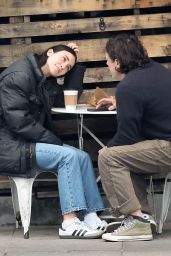 Caylee Cowan and Casey Affleck Grab Lunch in Los Angeles