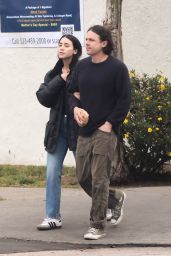 Caylee Cowan and Casey Affleck Grab Lunch in Los Angeles