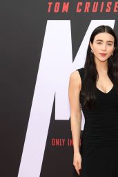 Caylee Cowan Premiere Classic Black Style