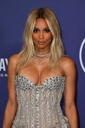 Ciara Pantsless Glam AMAs 2025 Breakdown