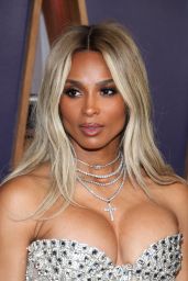 Ciara Pantsless Glam AMAs 2025 Breakdown