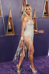 Ciara Pantsless Glam AMAs 2025 Breakdown