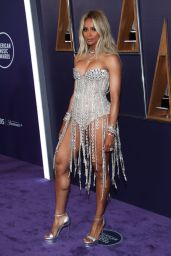 Ciara Pantsless Glam AMAs 2025 Breakdown