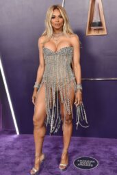 Ciara Pantsless Glam AMAs 2025 Breakdown
