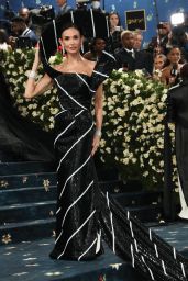 Demi Moore Interprets Tailoring at Met Gala 2025