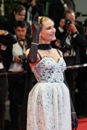 Diane Kruger Dolce & Gabbana Lace Gown Cannes 2025 Premiere