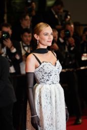 Diane Kruger Dolce & Gabbana Lace Gown Cannes 2025 Premiere