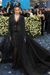 Dua Lipa’s Dramatic Look at the 2025 Met Gala