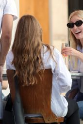 Ella Richards Enjoys Alfresco Drinks in Notting Hill