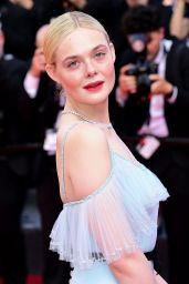 Elle Fanning Wears Chanel Couture at Cannes 2025