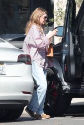 Ellen Pompeo Coffee Run Style Los Angeles 05.09.2025