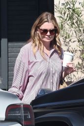 Ellen Pompeo Coffee Run Style Los Angeles 05.09.2025