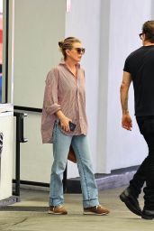 Ellen Pompeo Coffee Run Style Los Angeles 05.09.2025