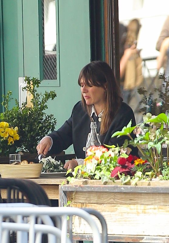 Emily Mortimer Enjoys a Relaxed Lunch at il Buco in NYC