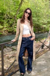 Emily Ratajkowski Attends Burberry Spring Luncheon in NYC