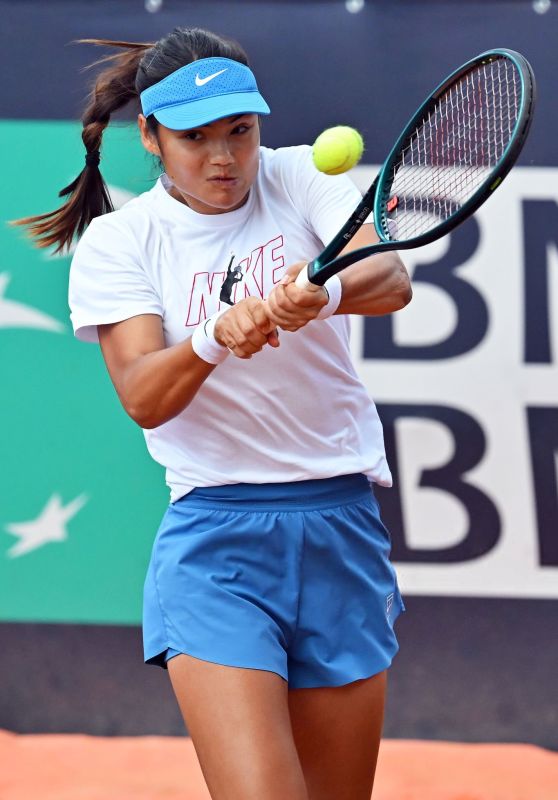 Emma Raducanu Practices at Italian Open Rome May 2025