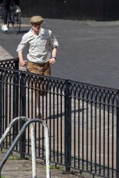 Gal Gadot Filming Intense Chase Scene for ‘Runner’ in London