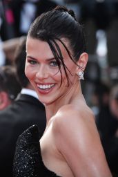 Georgia Fowler Dazzles at Cannes "History of Sound" Premiere