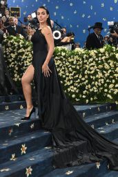 Georgina Rodriguez Debuts at Met Gala 2025 in Vetements