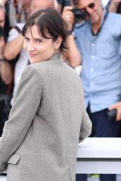 Geraldine Pailhas Chic at Cannes Photocall