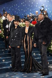 Halle Berry Makes Dramatic Met Gala 2025 Return
