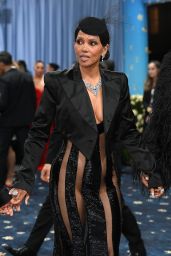 Halle Berry Makes Dramatic Met Gala 2025 Return