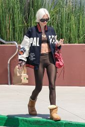 Hamlin Sisters Grab Coffee in LA Gym Wear 05.27.2025