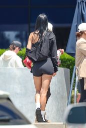 Hamlin Sisters Grab Coffee in LA Gym Wear 05.27.2025