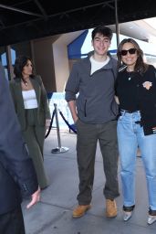 Hargitay, Son at Knicks Playoff MSG