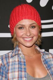 Hayden Panettiere Casual Cool in Santa Monica 2011