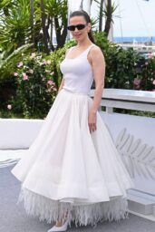 Hayley Atwell Channels Riviera Chic in Cannes