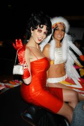 Heidi Klum Channels Betty Boop for Halloween