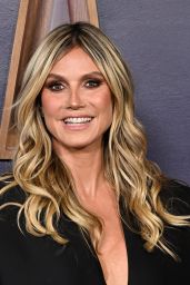 Heidi Klum Wears Stephane Rolland at 2025 AMAs