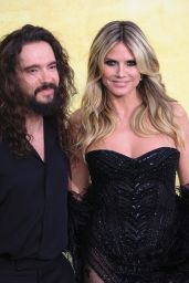 Heidi Klum Wears Yara Shoemaker at amfAR Gala Cannes 2025