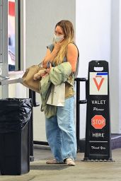 Hilary Duff’s Casual Post-Appointment Look in Beverly Hills