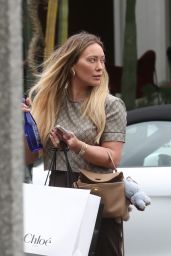 Hilary Duff Shops at Chloé in Melrose Place