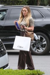 Hilary Duff Shops at Chloé in Melrose Place
